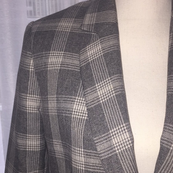 Tahari Grey Plaid Blazer Jacket - Picture 2 of 6
